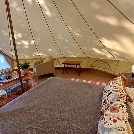 Camping Etang Du Camp Senergues Екстер'єр фото