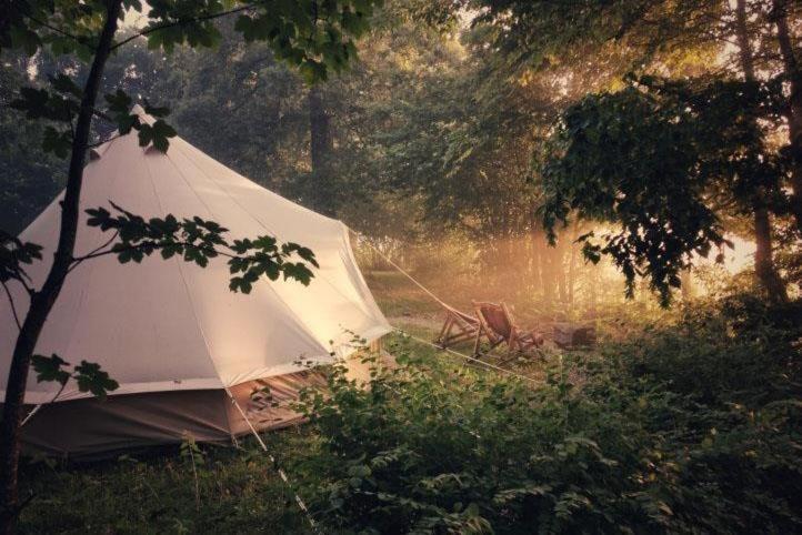 Camping Etang Du Camp Senergues Екстер'єр фото