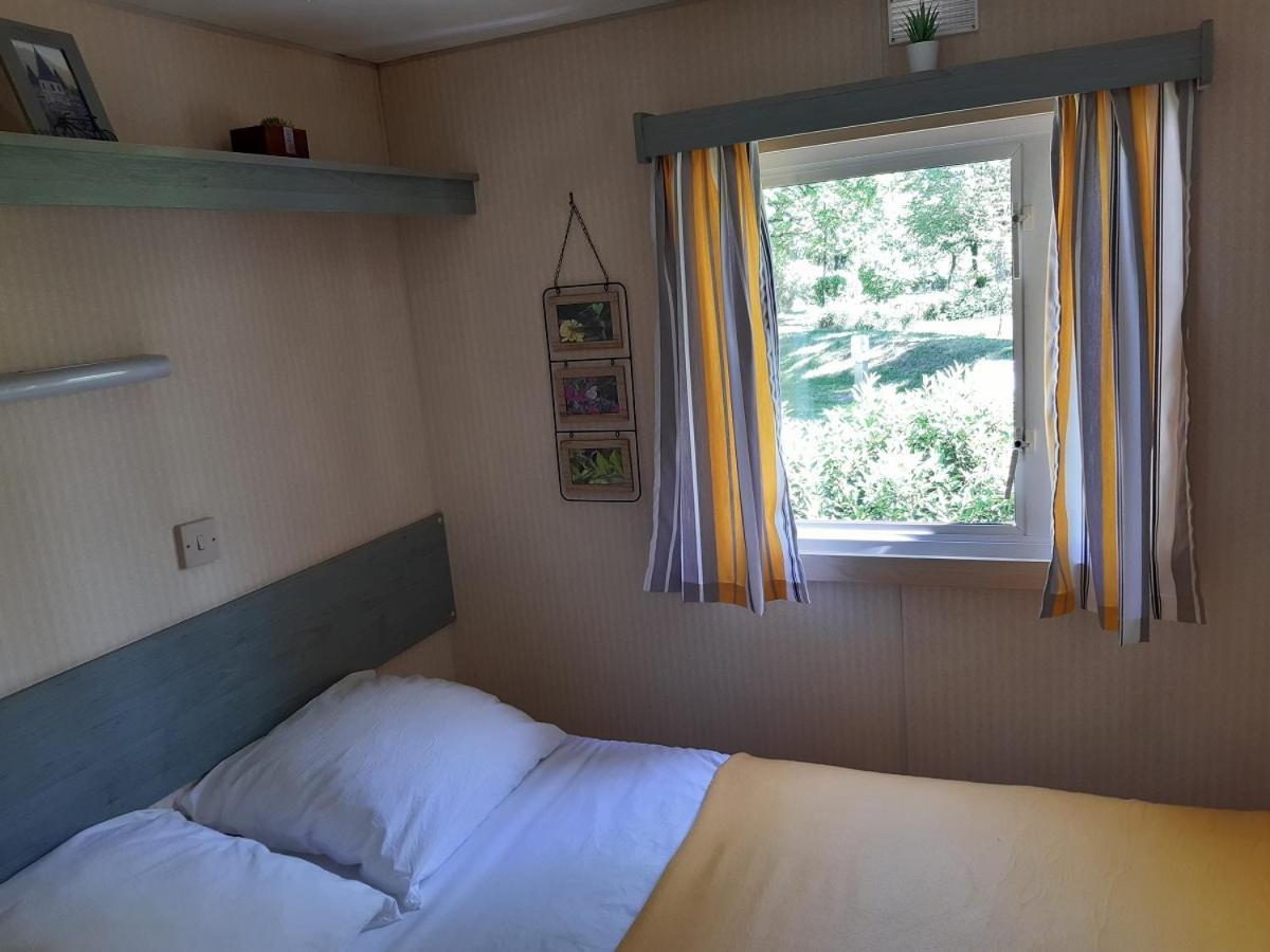 Camping Etang Du Camp Senergues Екстер'єр фото