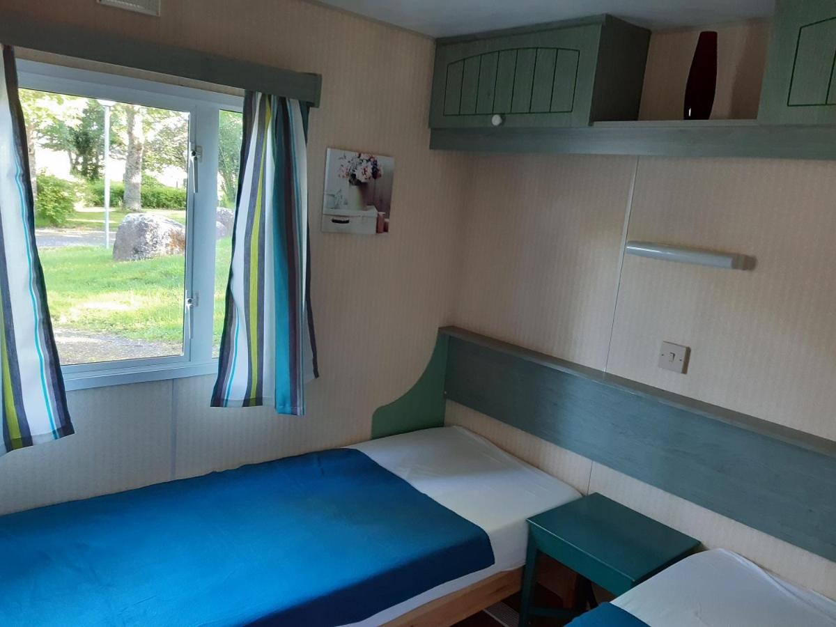 Camping Etang Du Camp Senergues Екстер'єр фото