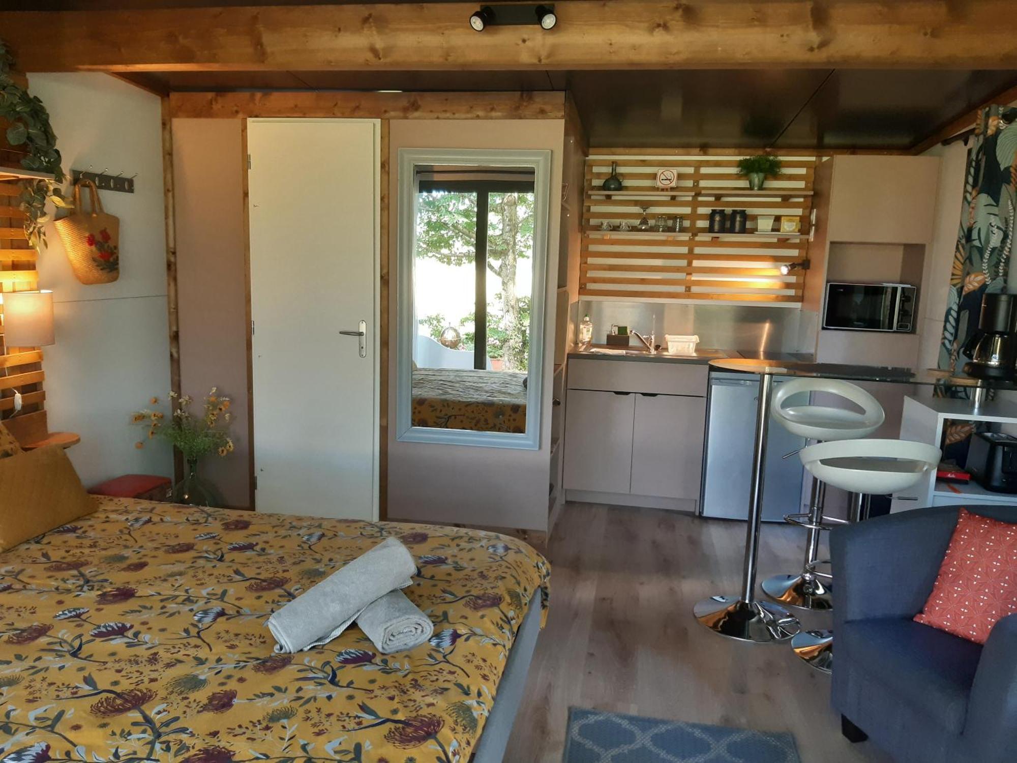 Camping Etang Du Camp Senergues Екстер'єр фото